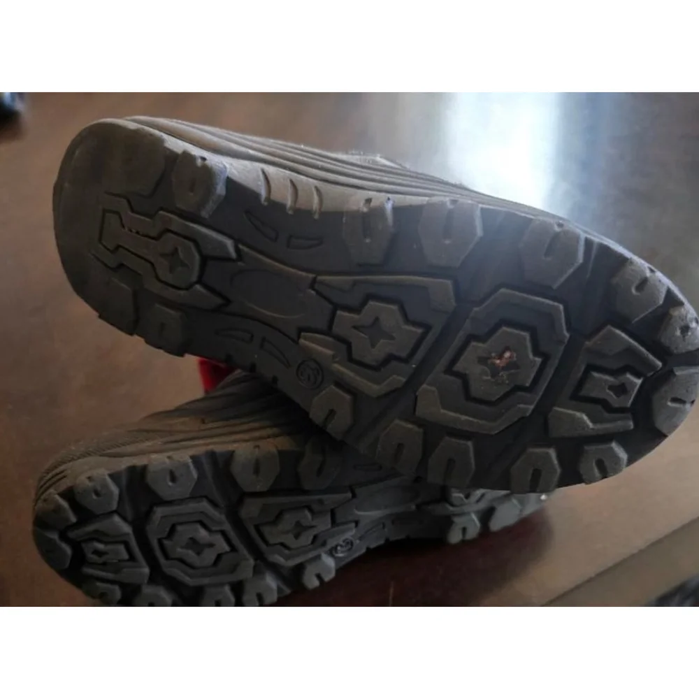 Totes Kids Winter Boots Waterproof Red Black Size 13 KIDS